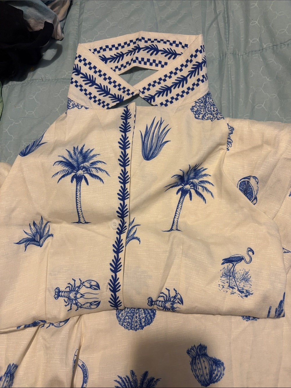 Women’s large Blue & White Tropical Print Button-Up Shirt halter top style